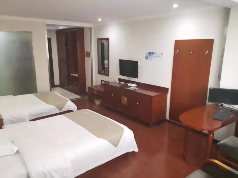 Greentree Inn Zhejiang Taizhou Tiantai Bus Station Express Hotel Dış mekan fotoğraf
