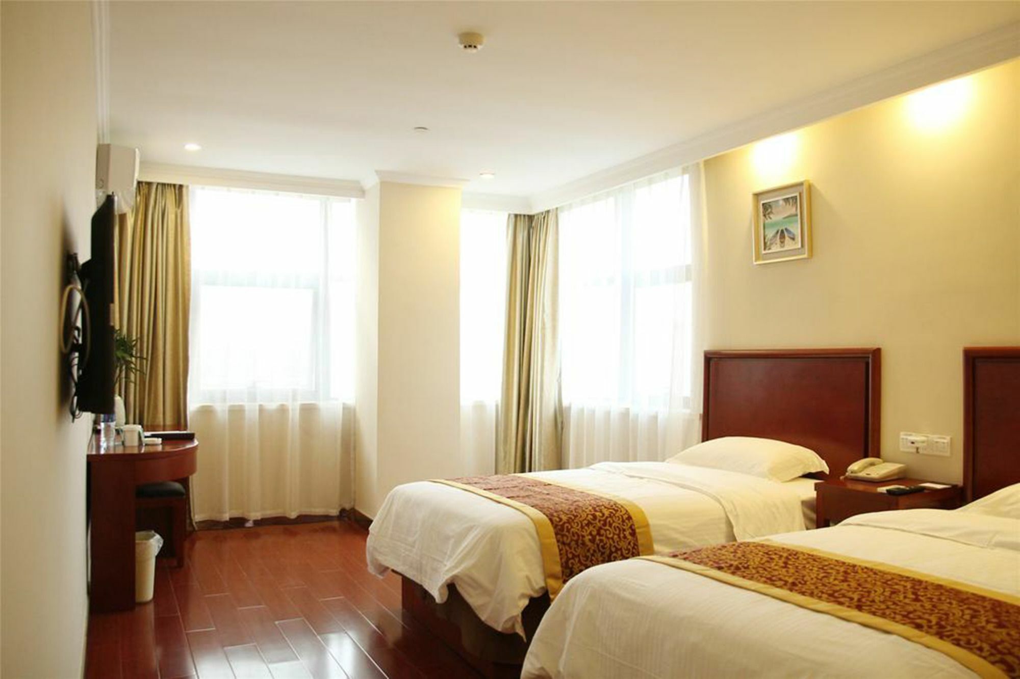 Greentree Inn Zhejiang Taizhou Tiantai Bus Station Express Hotel Dış mekan fotoğraf